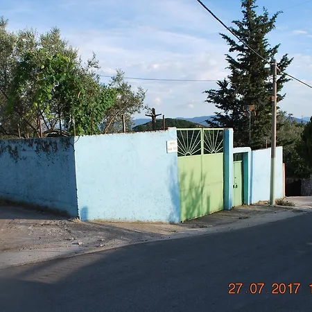 Farm House Surrel
