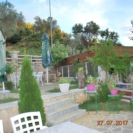 Farm House 펜션